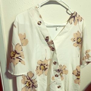 Floral Maurices top